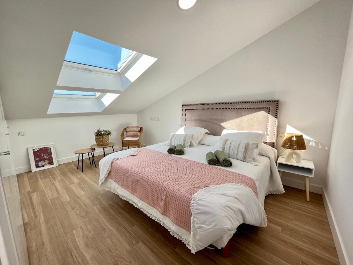 Cariatides Sky Apartment Самора Экстерьер фото