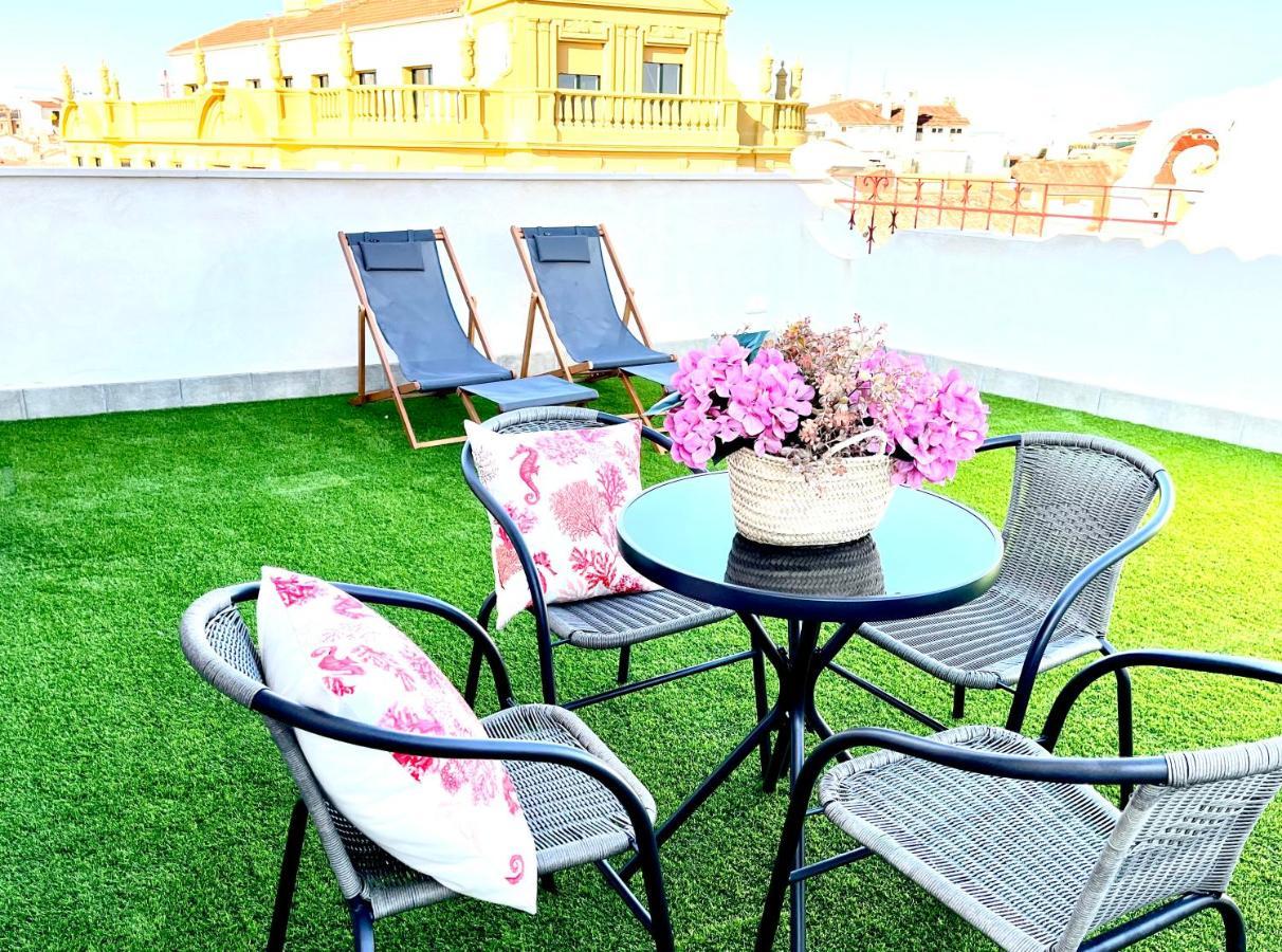 Cariatides Sky Apartment Самора Экстерьер фото